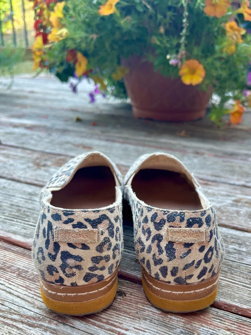 Sz 8.5 TOMS Palma Leather Slip-ons Tan Leopard Espadrilles